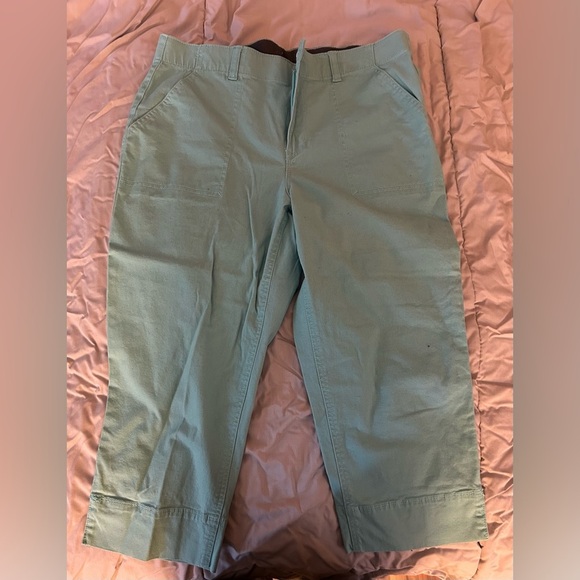 Gloria Vanderbilt Teal Capris Pants - Picture 6 of 6